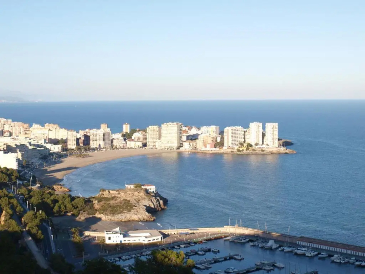 ApartUP La Concha Beachfront I