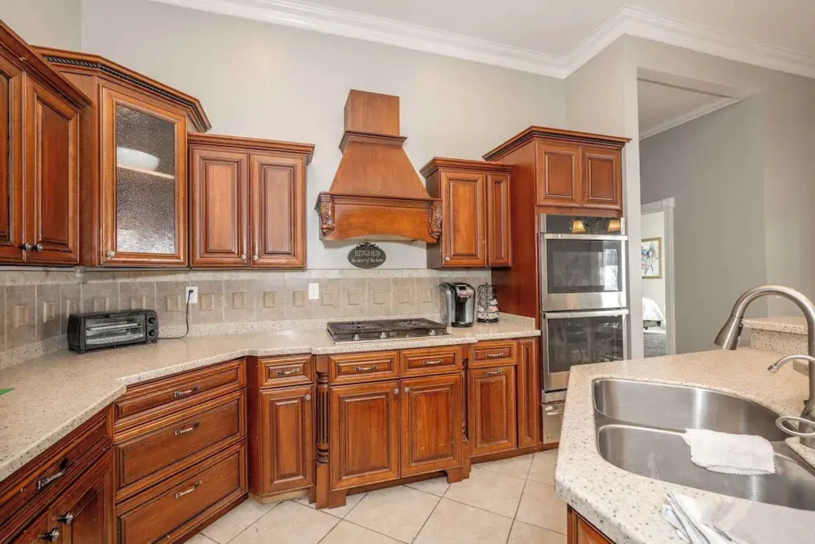 The Bishops Manor Stay for 10!