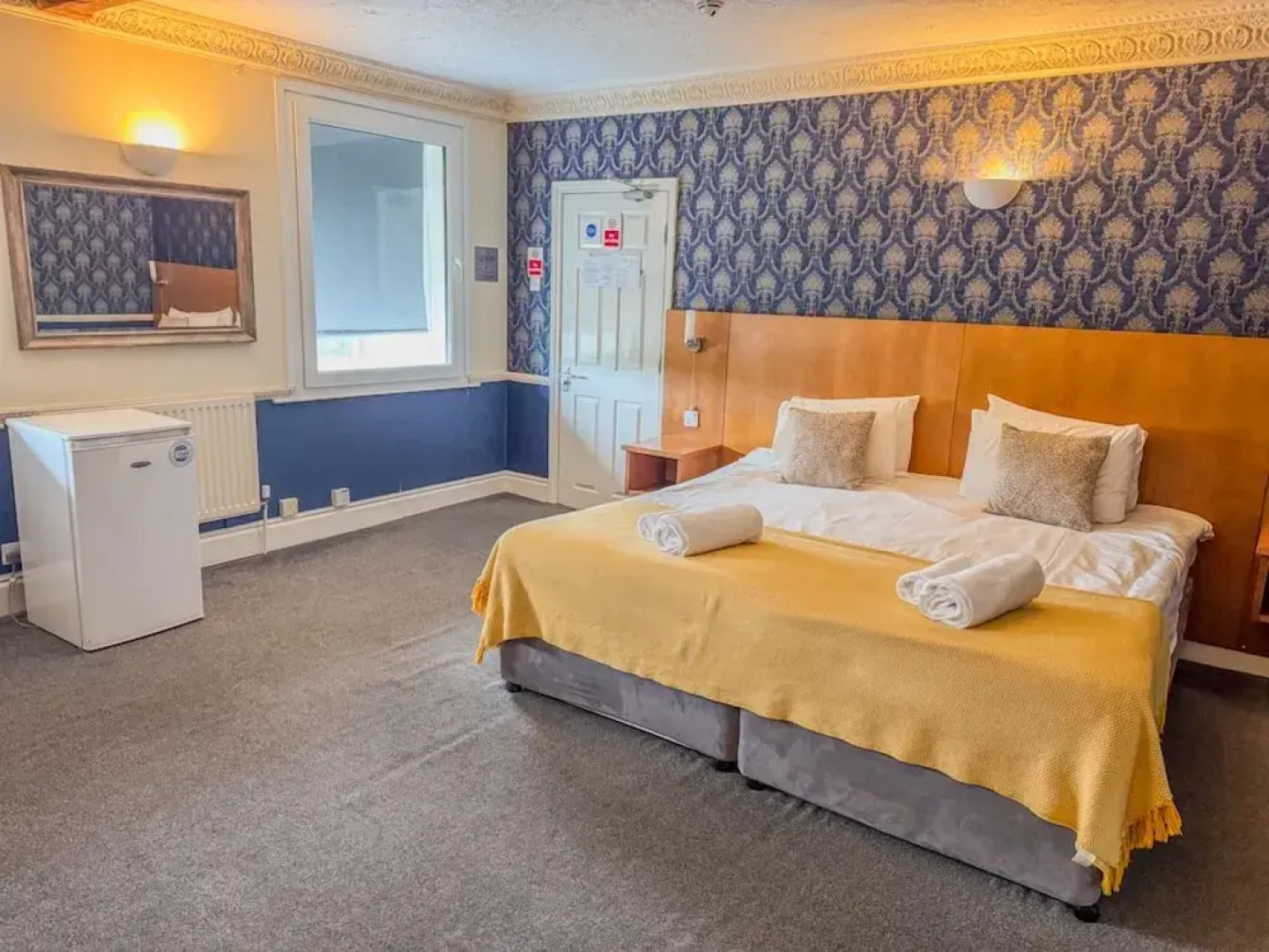 The Quayside Hotel and Bar