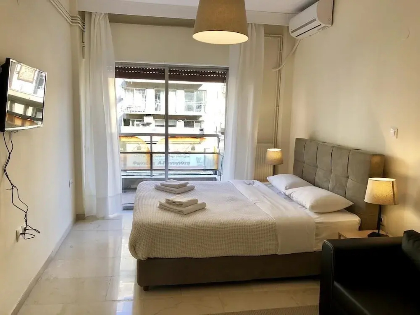 InCity El Metro 202, Deluxe Studio