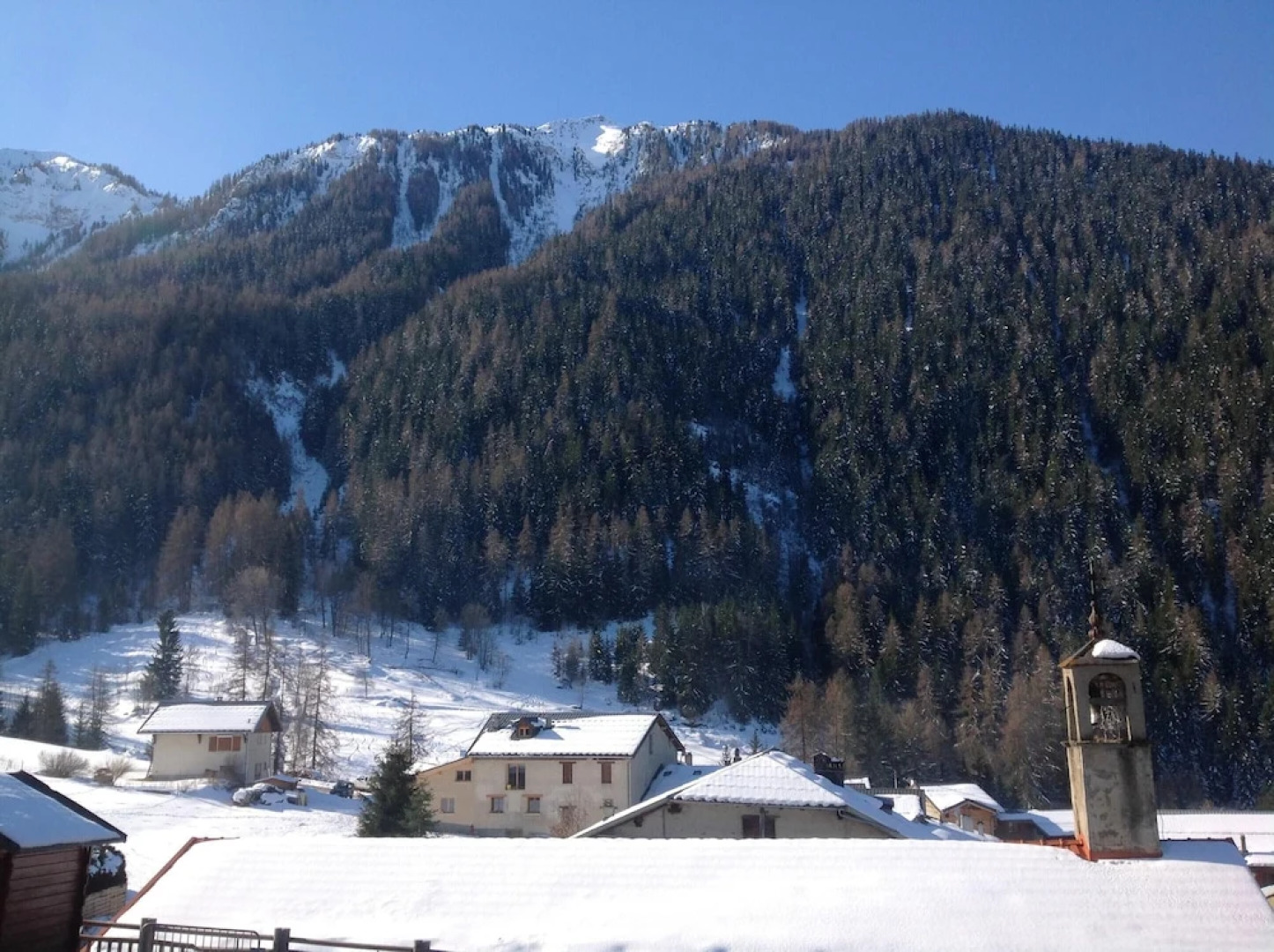 Apartment With 3 Bedrooms in Peisey-nancroix, With Wonderful Mountain View, Enclosed Garden and Wifi - 22 km From the Slopes