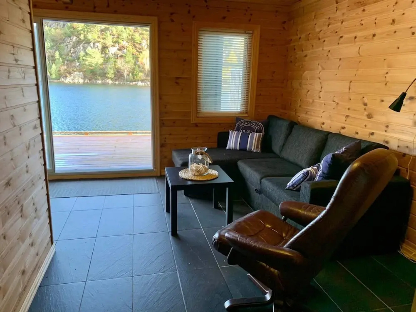 8 Person Holiday Home in Urangsvag