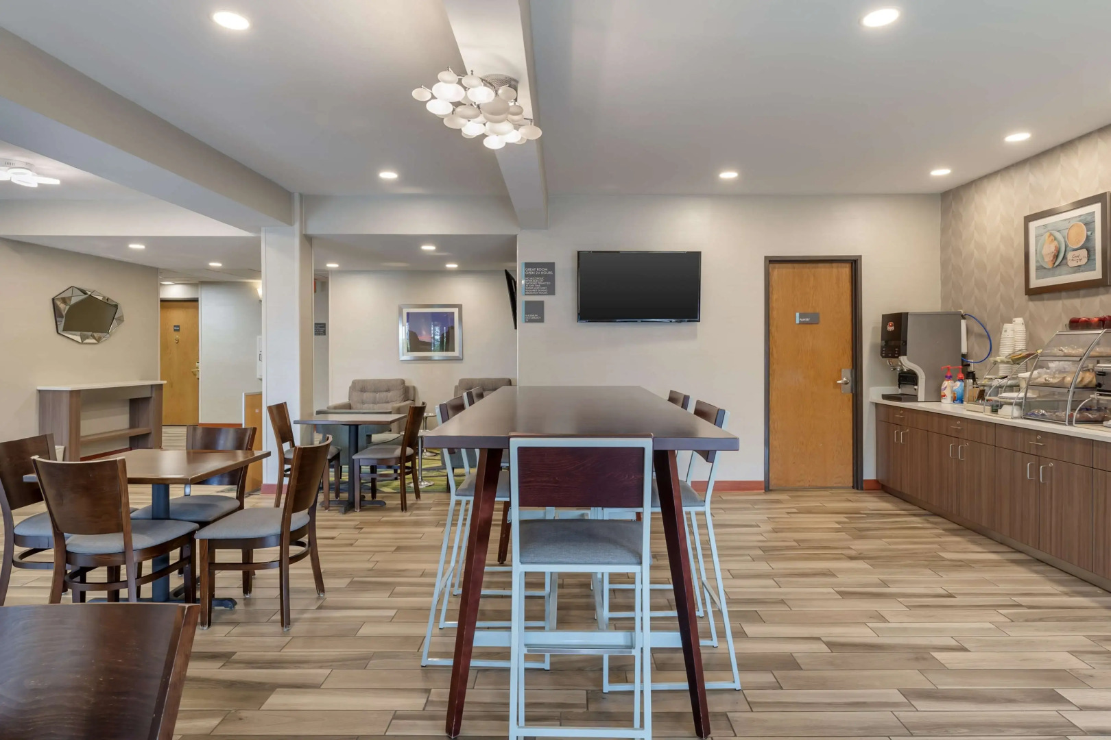 Best Western St. Clairsville Inn & Suites