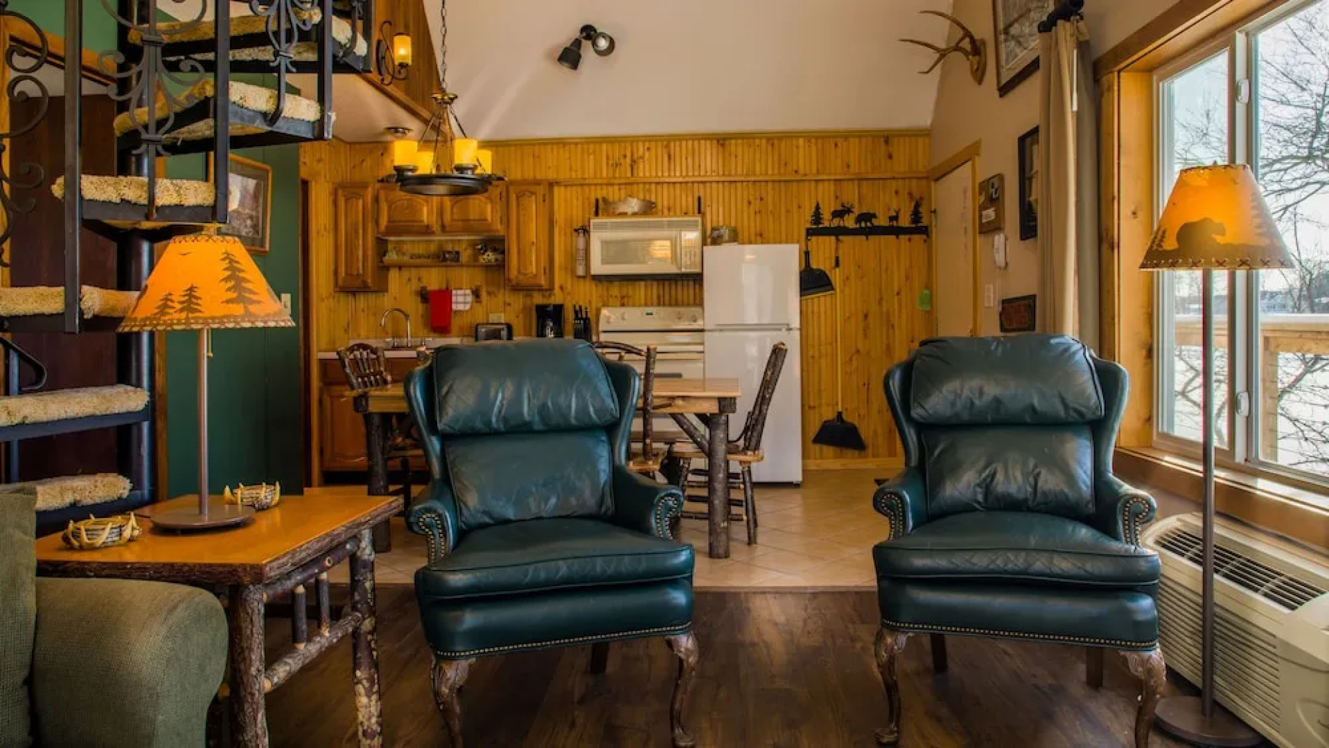 Curriers Lakeview Lodge