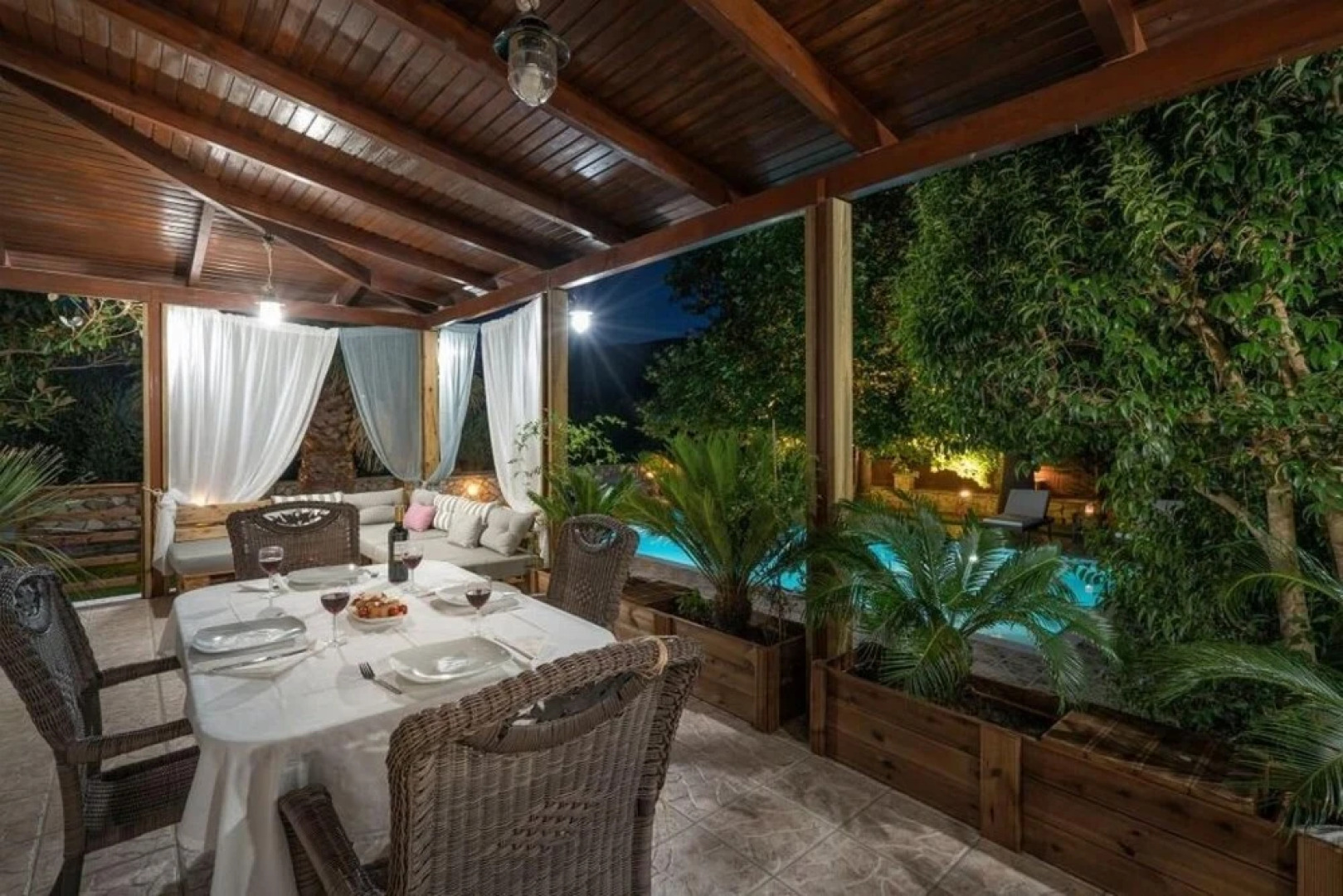 Eleonas Villa 4 Bedroom Villa With Private Pool