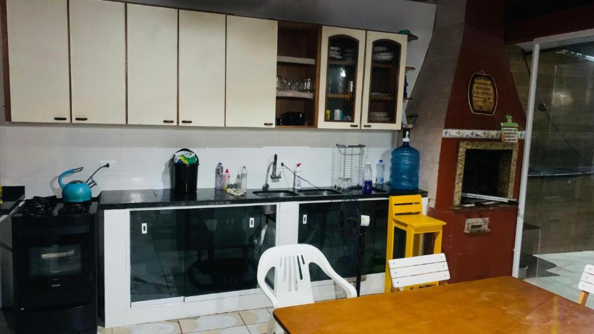 Casa c piscina matinhos S Etiene