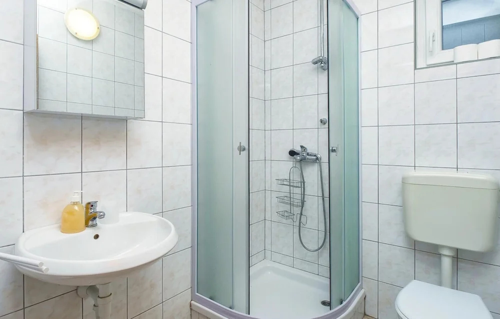 Awesome Home in Duce With Wifi and 3 Bedrooms