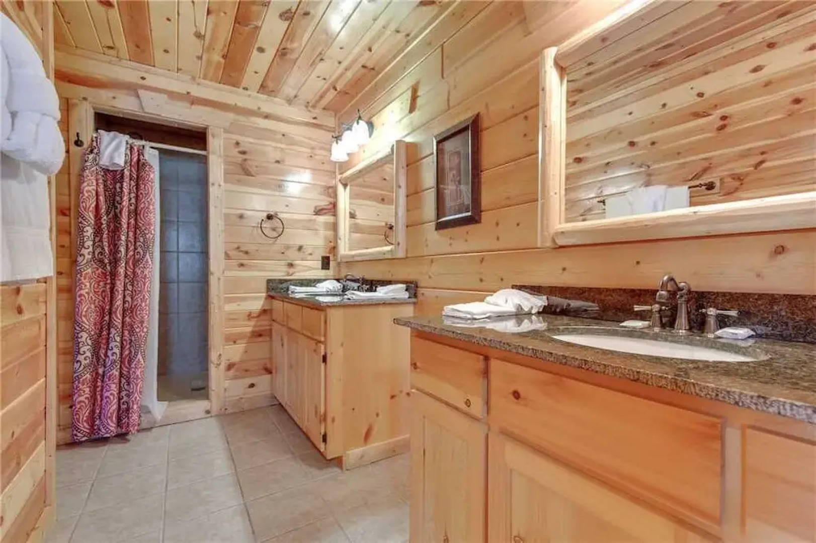 Marlenes Hideaway 3 - Three Bedroom Cabin