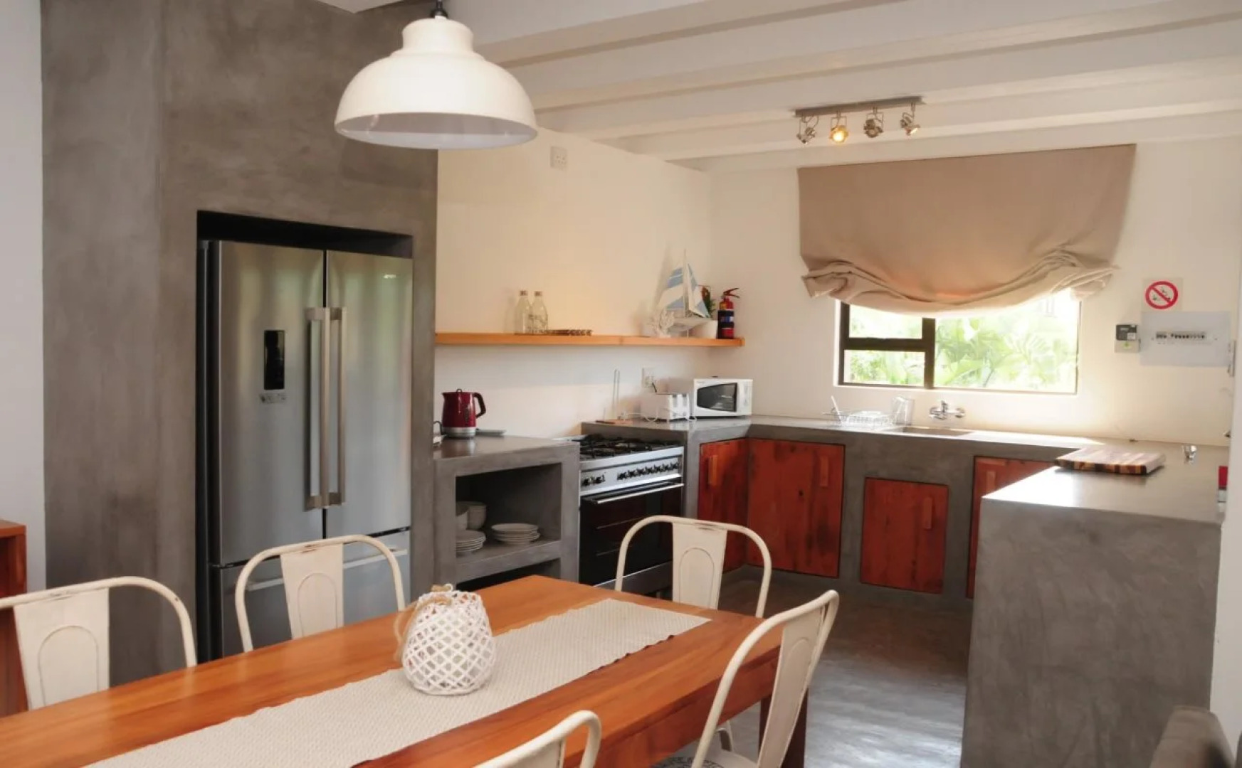 Jesser Point Boat Lodge