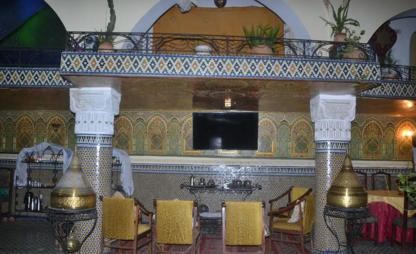 Riad Ines-Palace