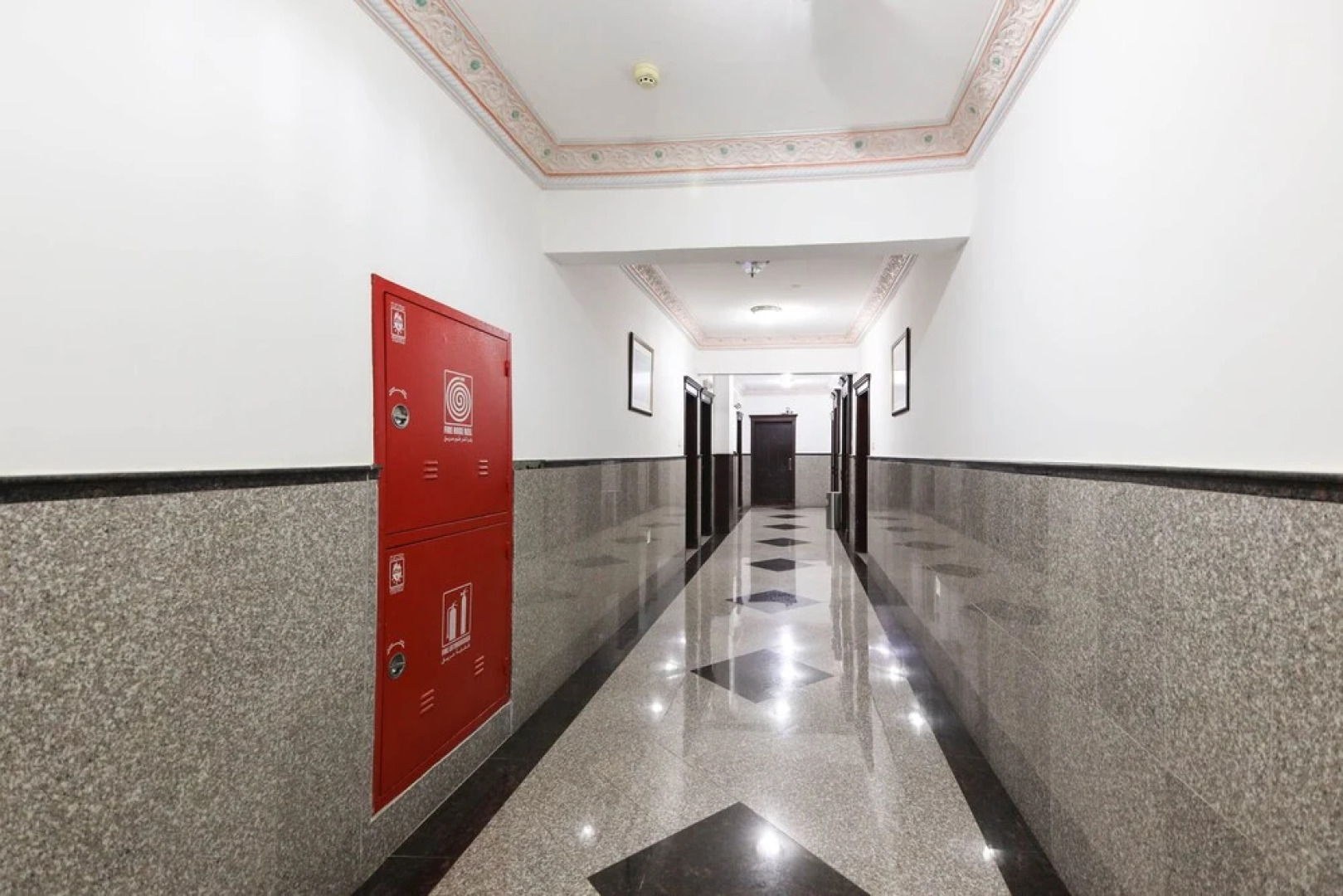 Manam Sohar Hotel Apartment