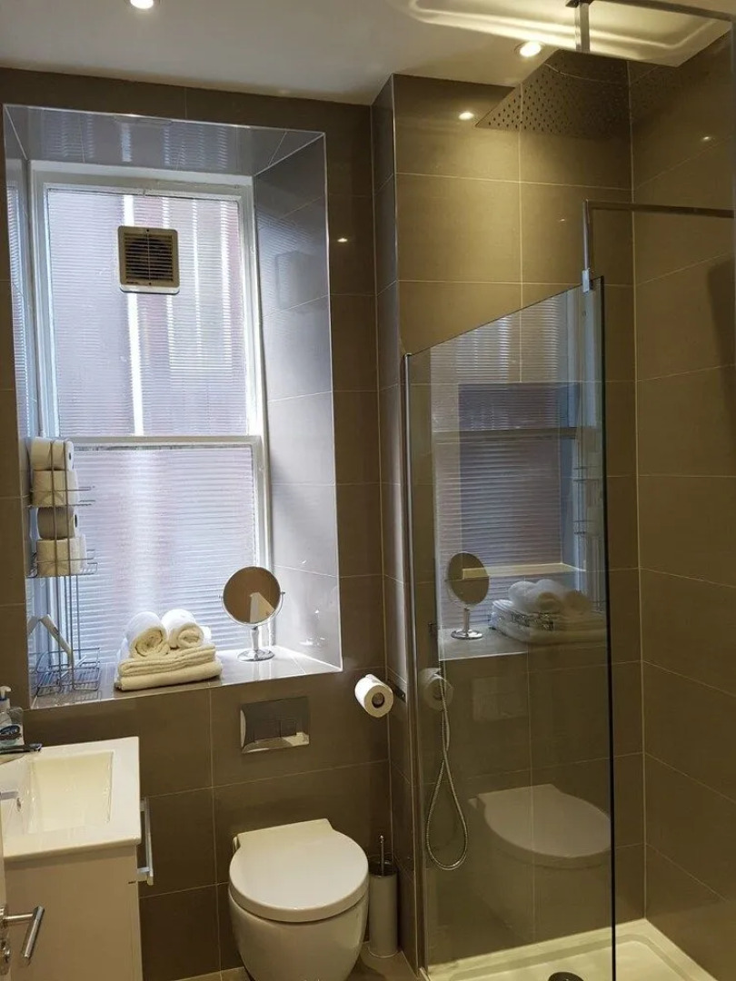 Heart of Edinburgh City Flat