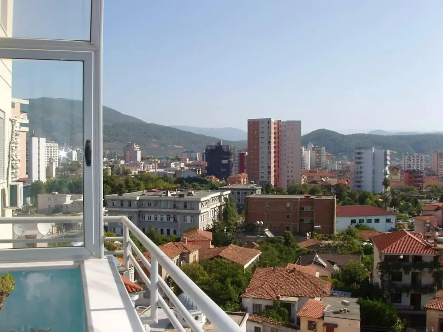 Apartment With 3 Bedrooms in Elbasan, With Wonderful Mountain View, Furnished Balcony and Wifi