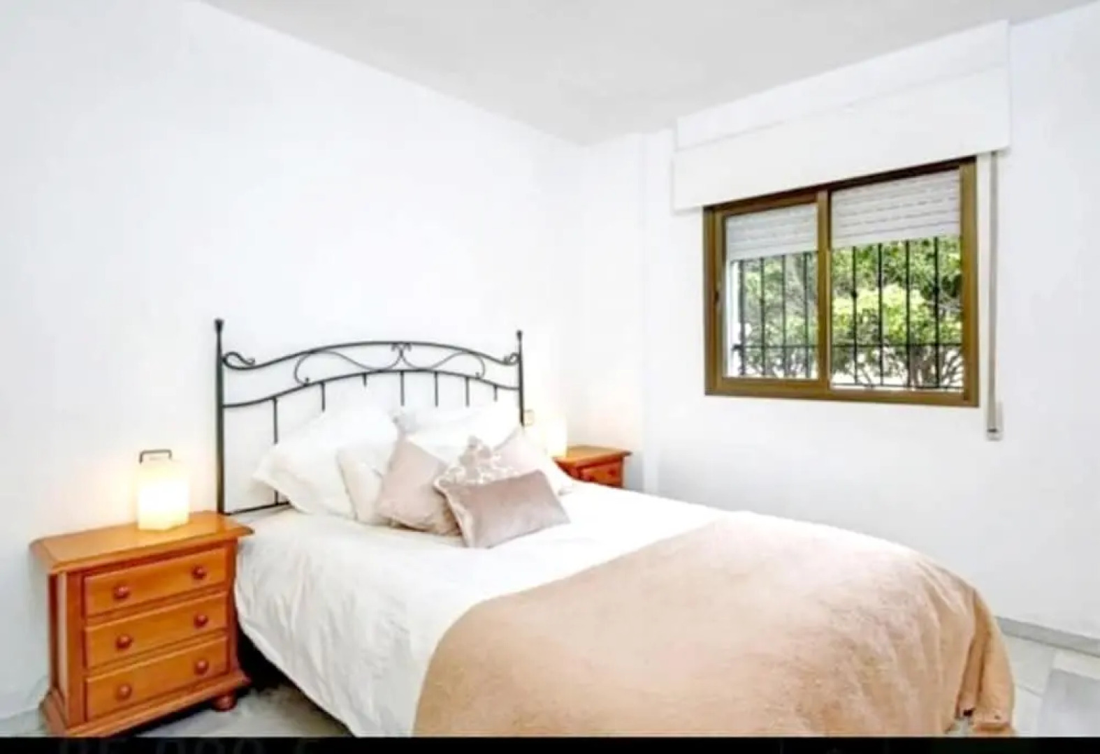 Apartment With 2 Bedrooms in Motril, With Pool Access and Wifi Near the Beach