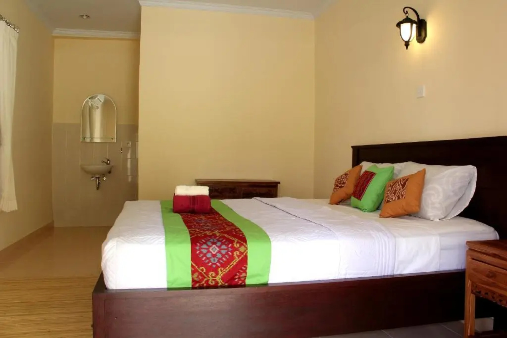 Nugraha Guest House 2