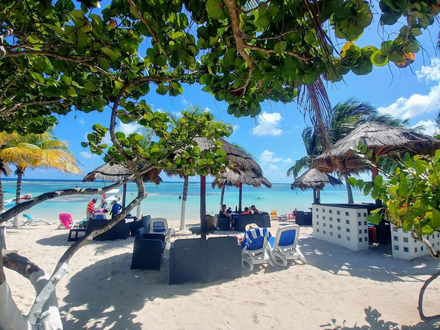 El Fuerte Beach Resort