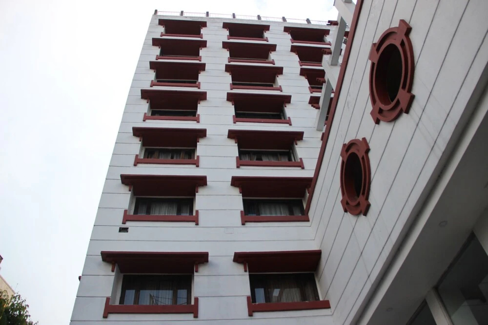 Hotel Grand Starline by OYO Rooms