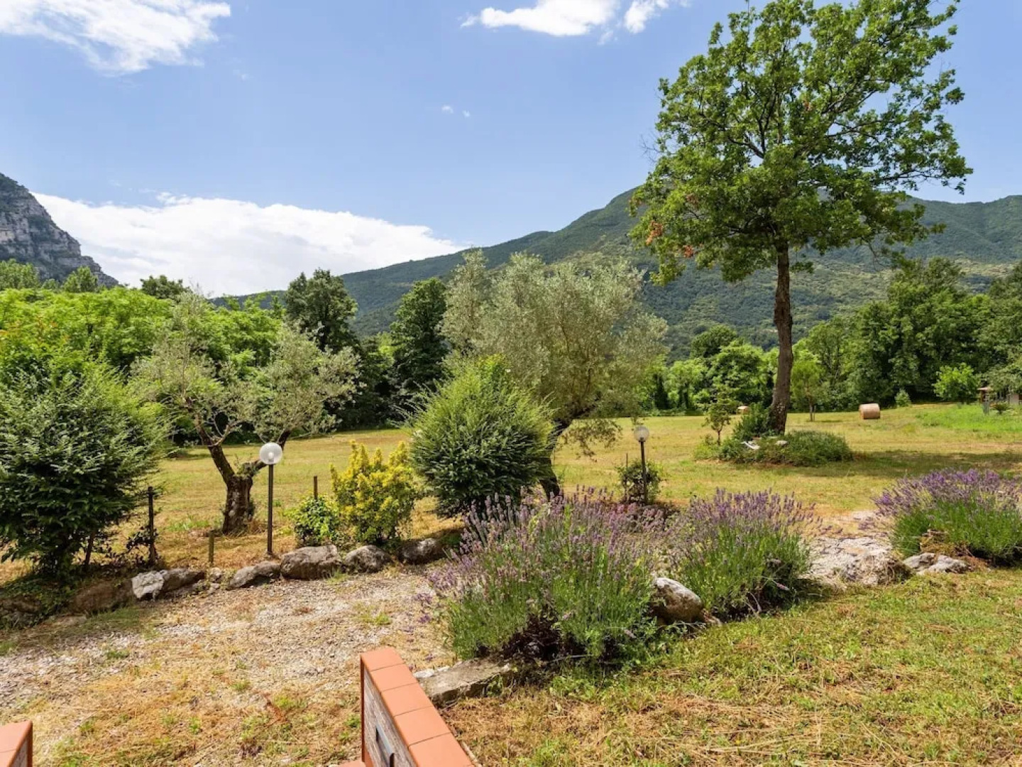 Mountain-view Holiday Home in Cusano Mutri With Private Garden
