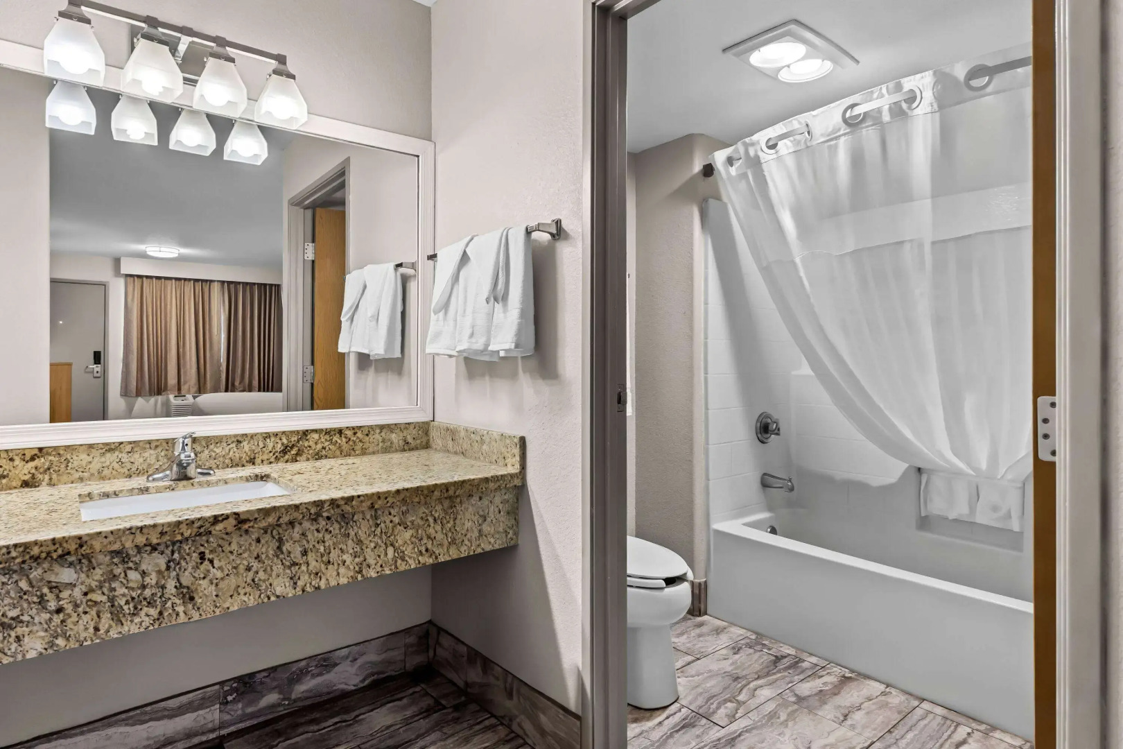 Days Inn by Wyndham Buckeye