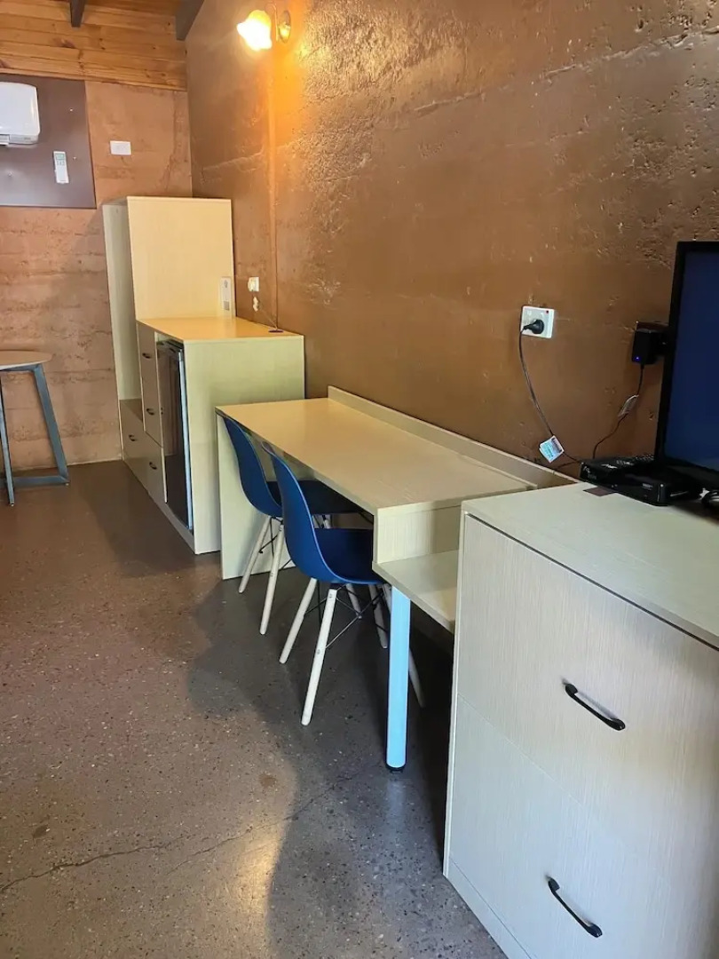 Territory Manor Motel & Caravan Park