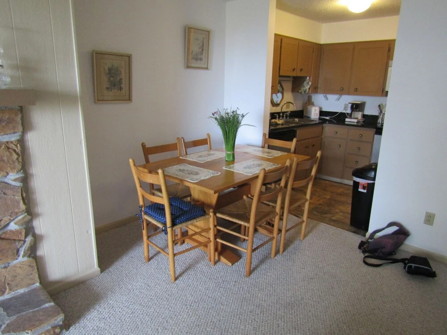 Cozt Downstairs Skyleaf D1 Condo by RedAwning