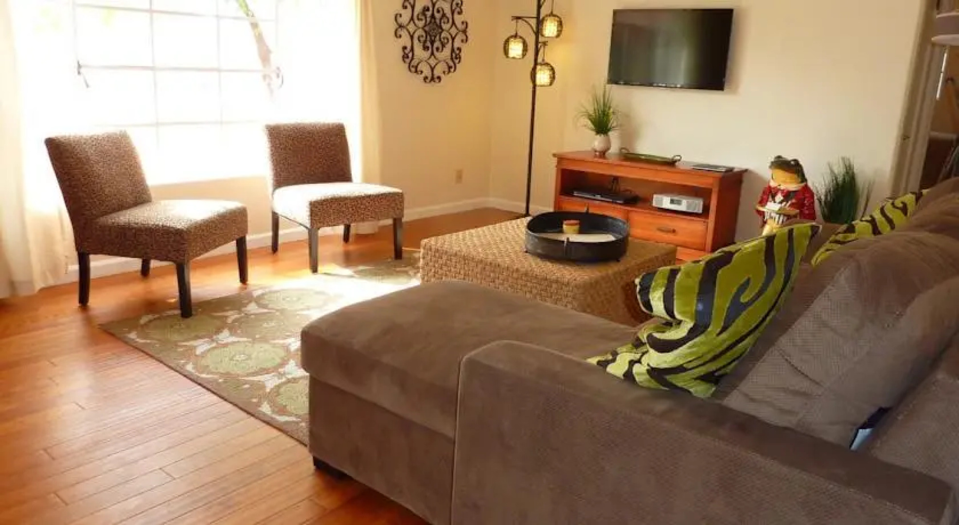 Spectacular Arcadia Private Home