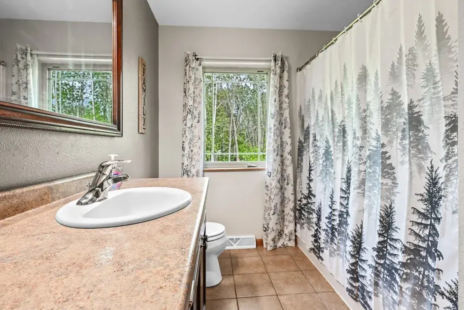 Mosinee Woodland Escape Whole House