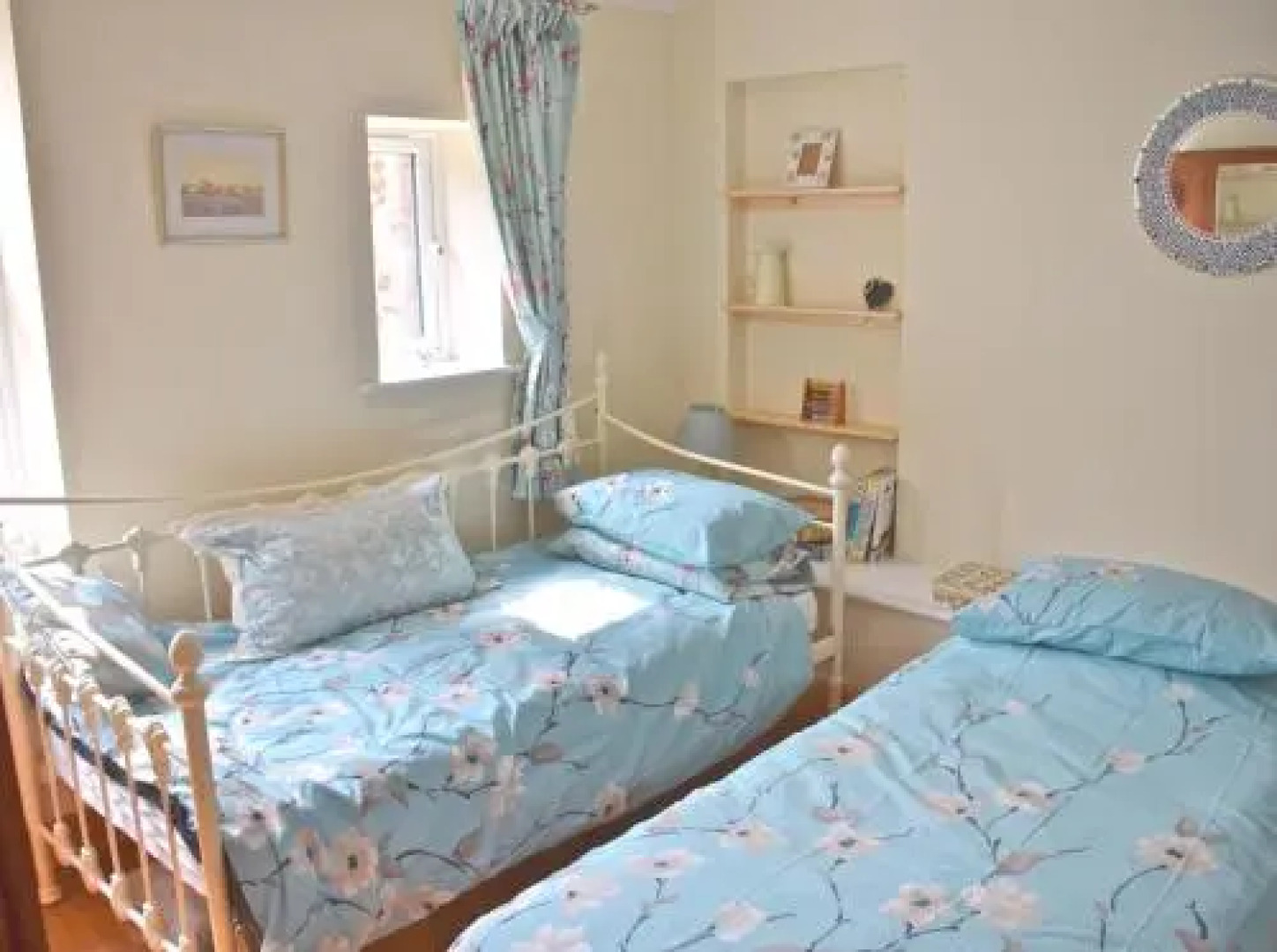 Apartment Honeycomb House