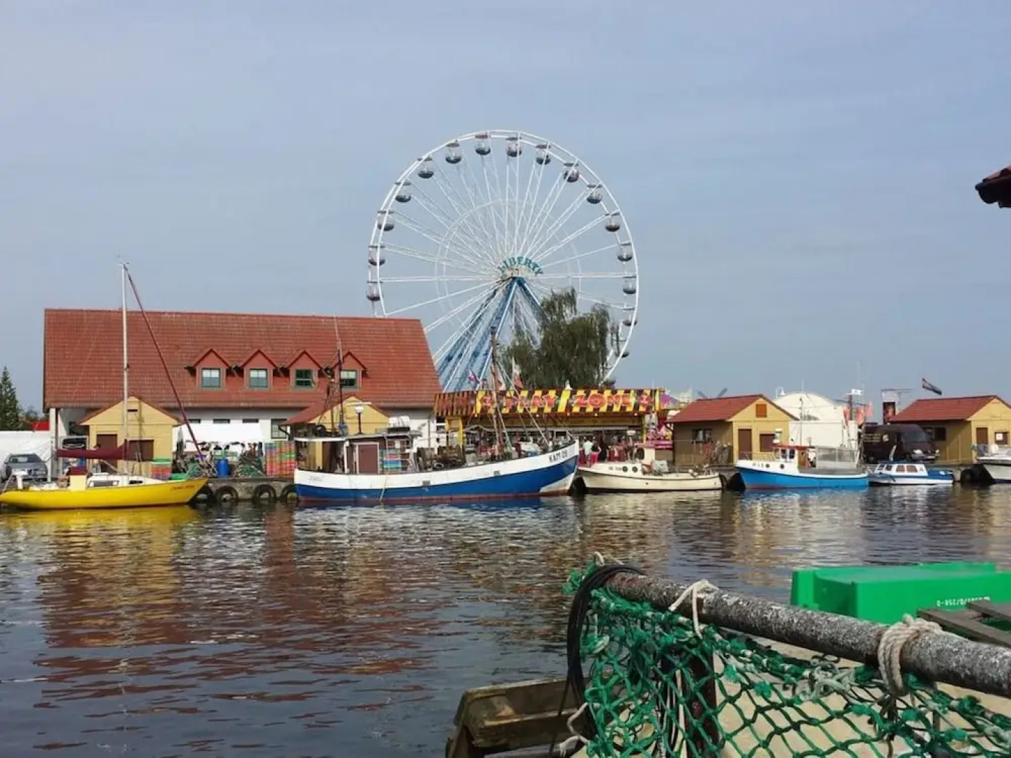 to the Beach Modern Retreat