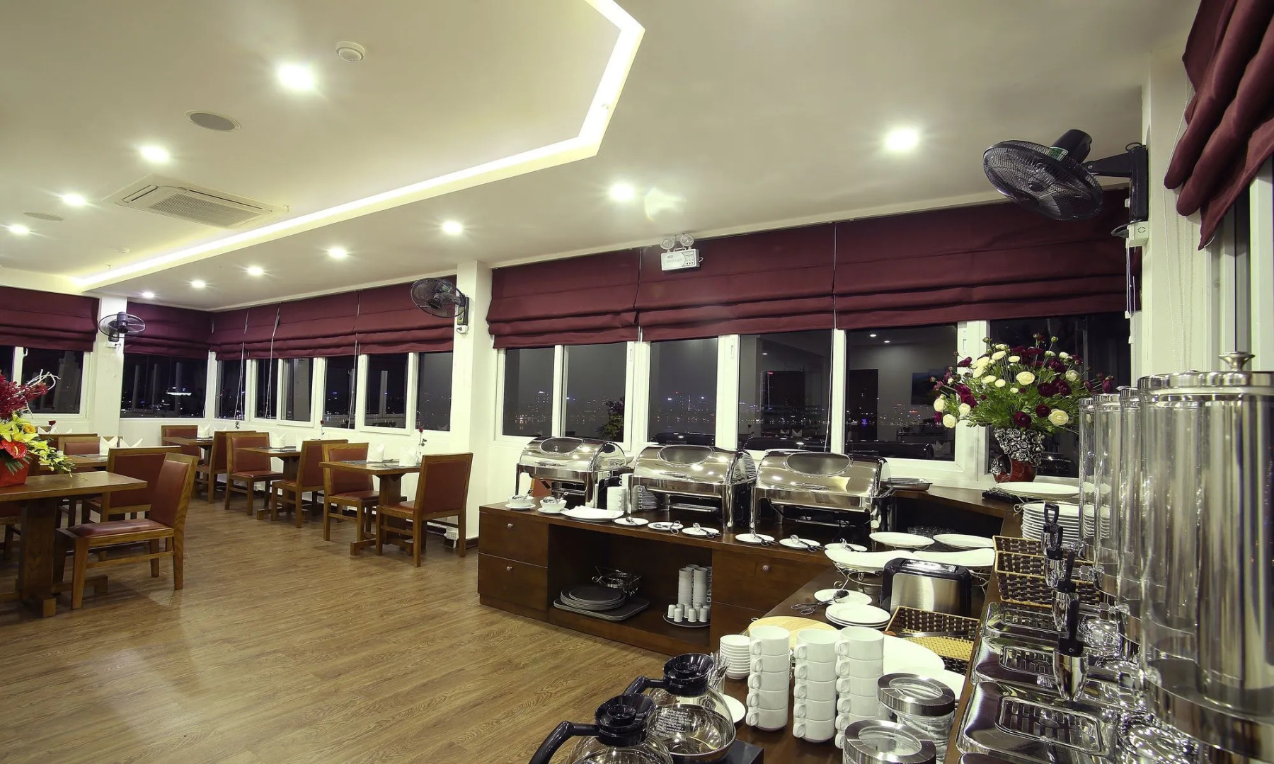 West Lake Home Hotel & Spa