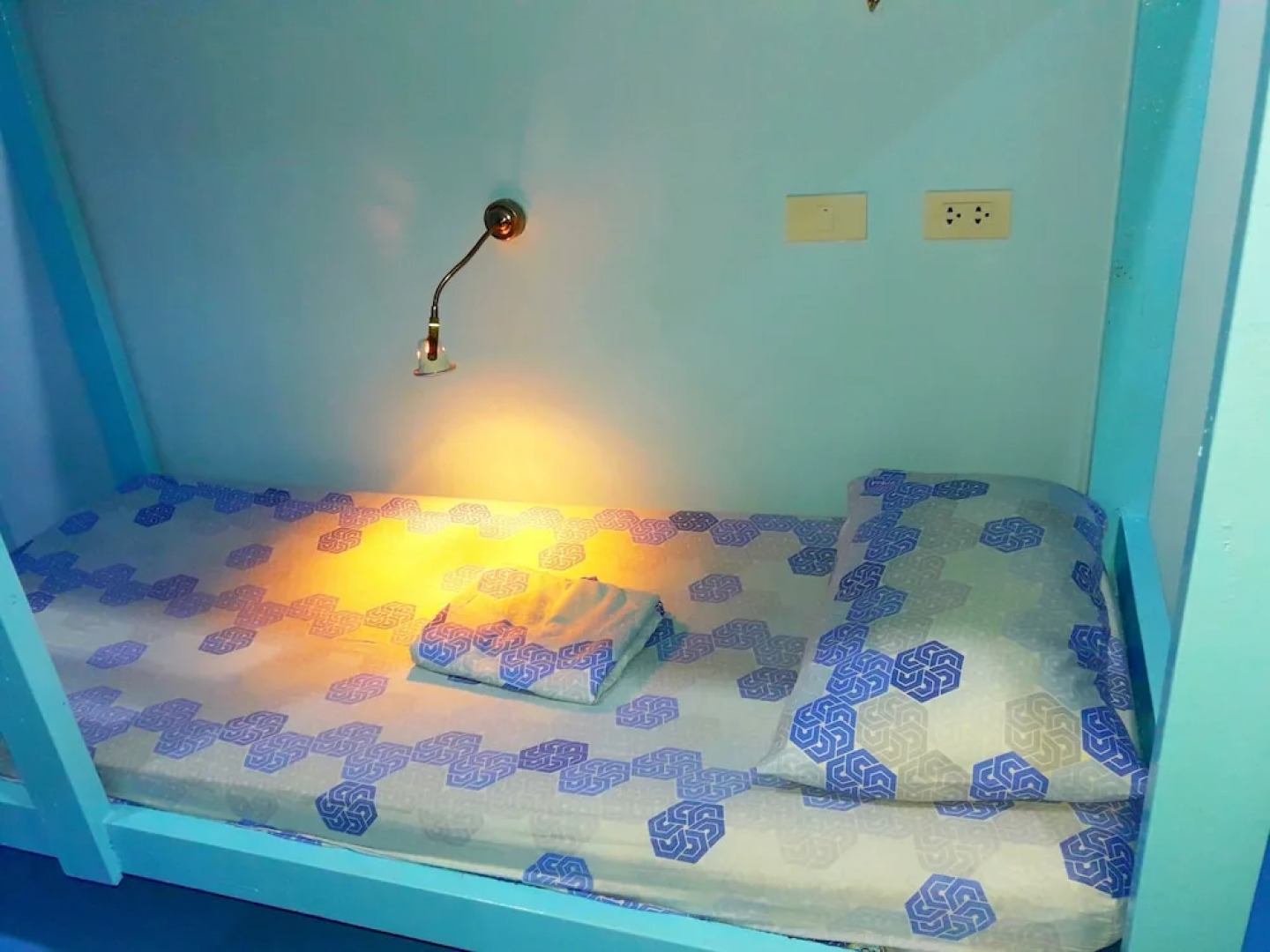 Thresher Cove Dive Resort