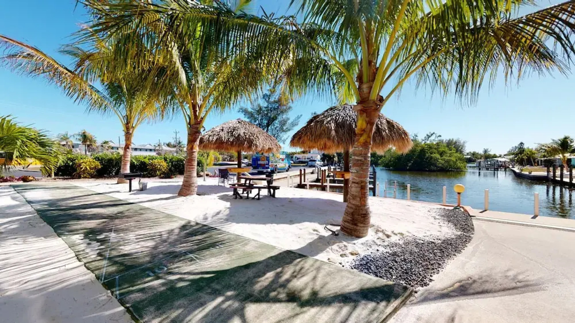 Off the Charts Inn & Out Island Resort