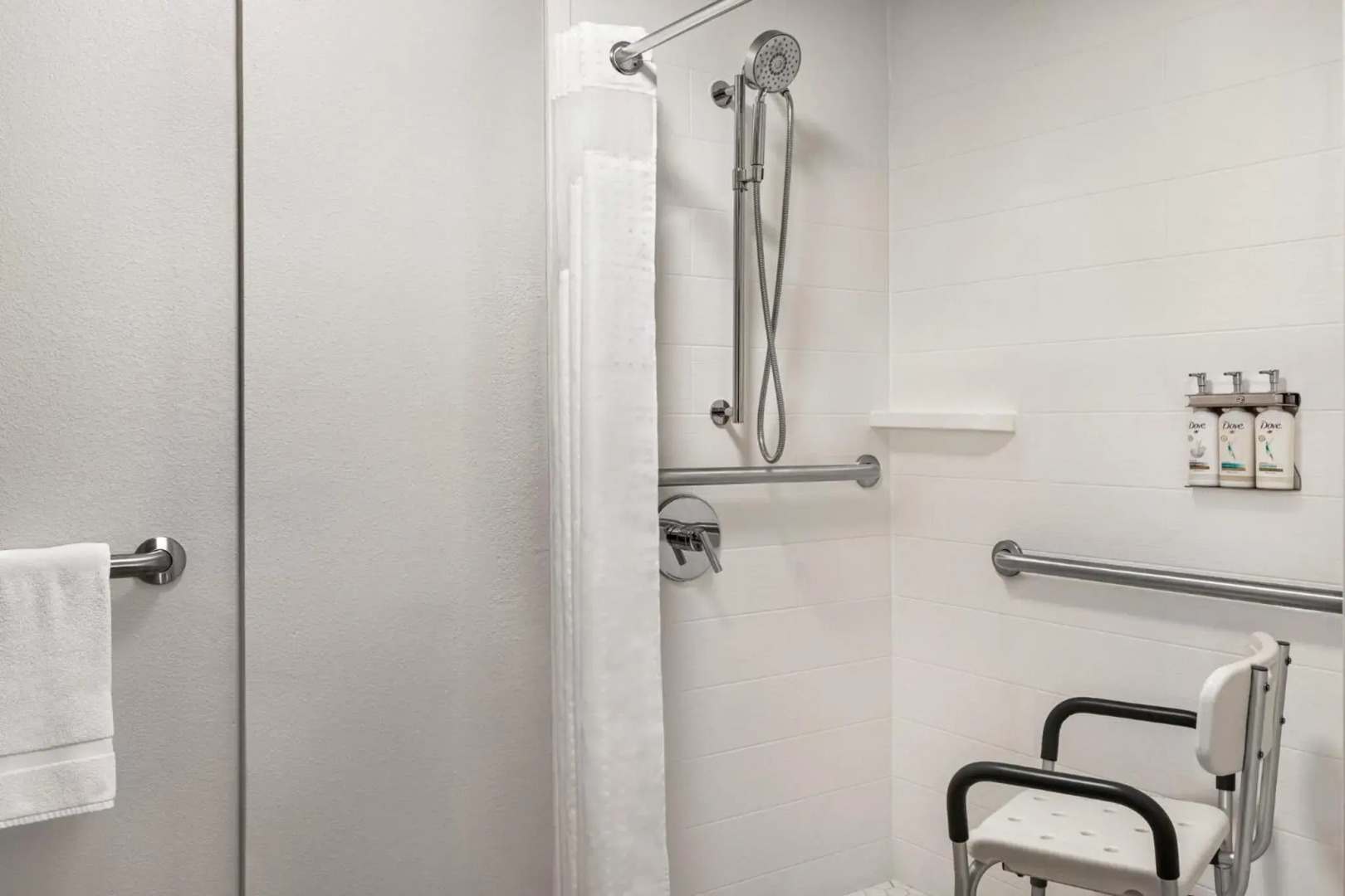 Holiday Inn Express Bowling Green by IHG