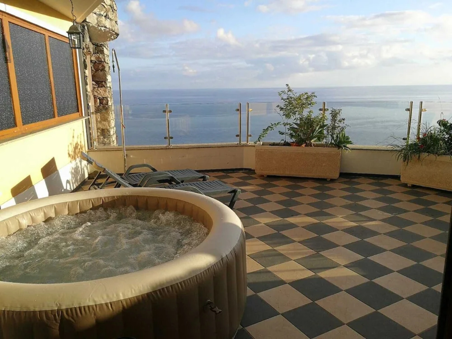 Castelo Austria - Top Floor Studio