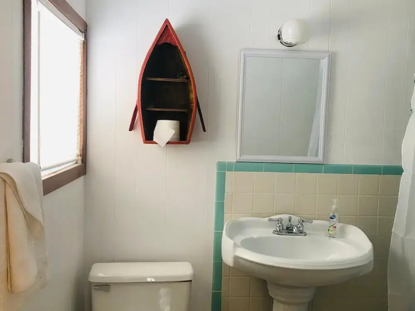 Lake Sparrow Guest House Inc