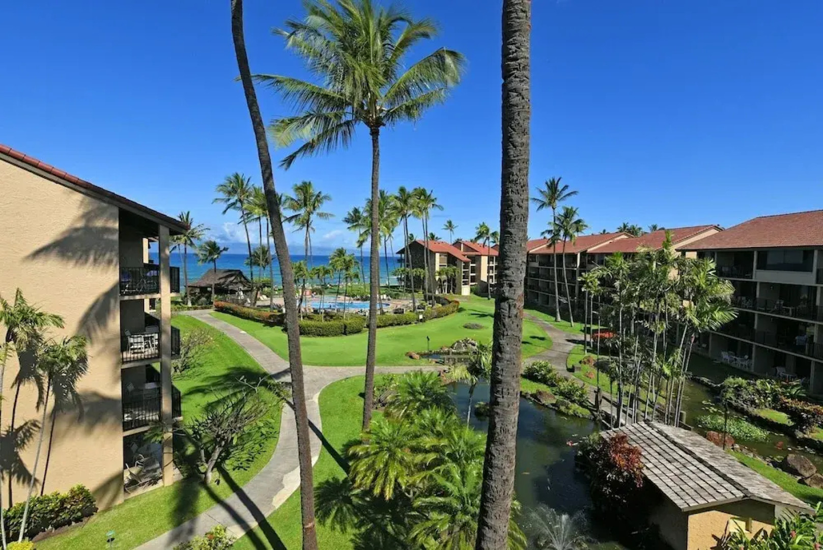 Papakea #d402 3 Bedroom Condo by RedAwning