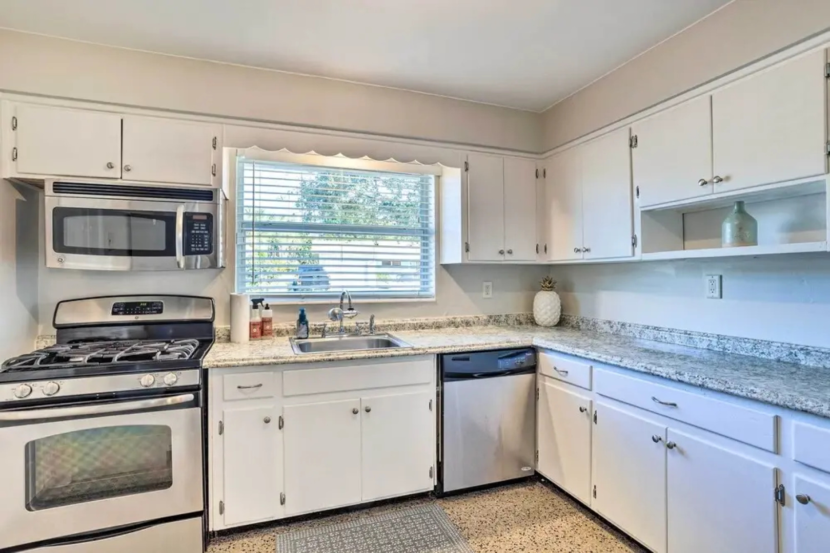 Bright Boynton Beach Getaway w/ Patio!