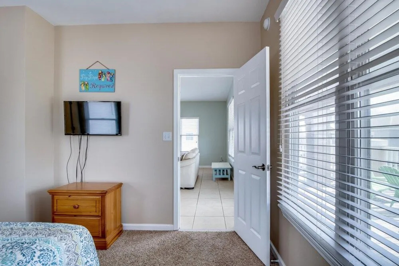 Sandy Toes 4 Bedroom Home by RedAwning