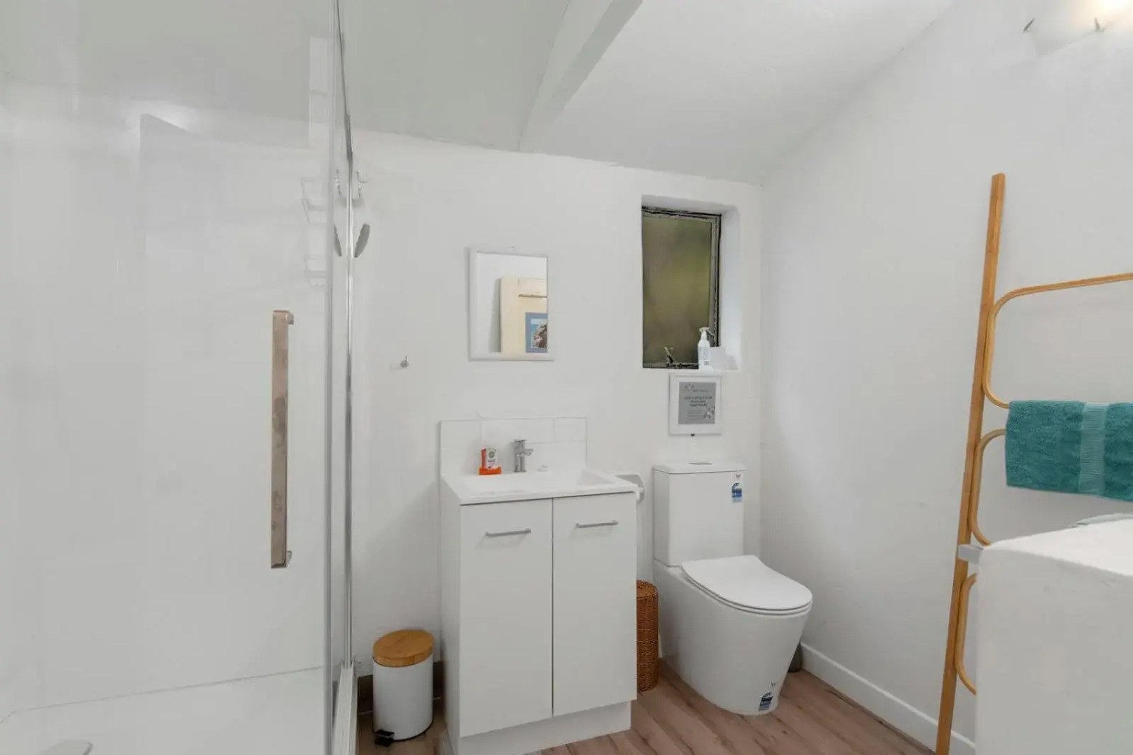 Thirsty Weta Belvue - Havelock Holiday Home