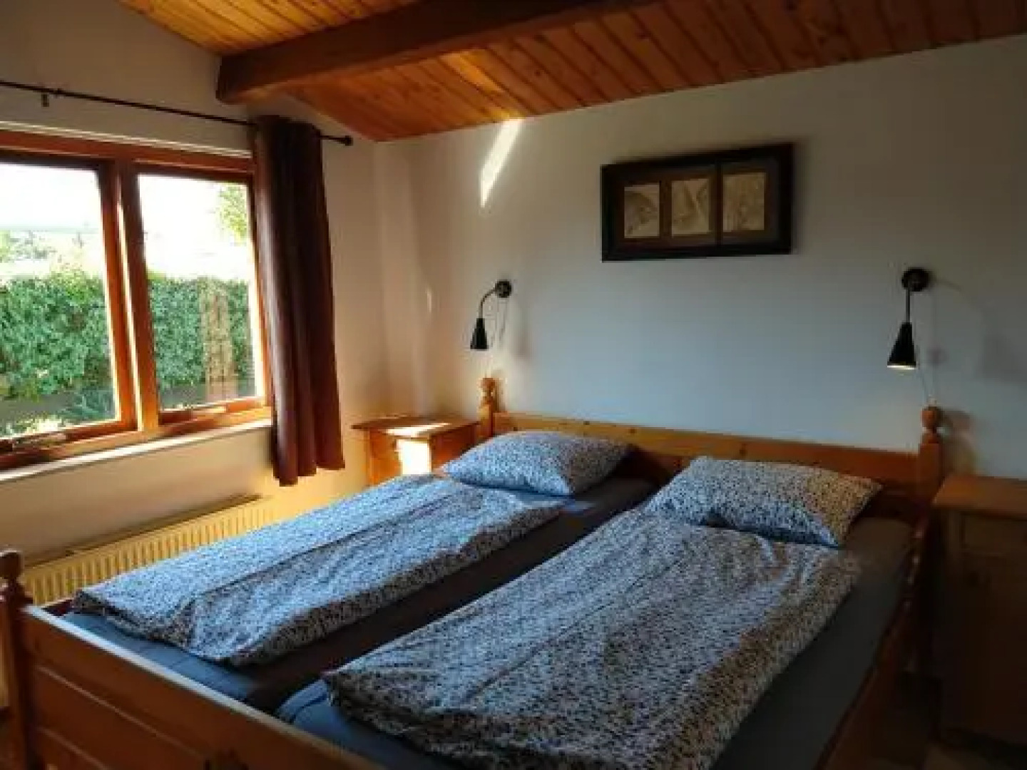 HUIS MARIANNE Bed by the Sea