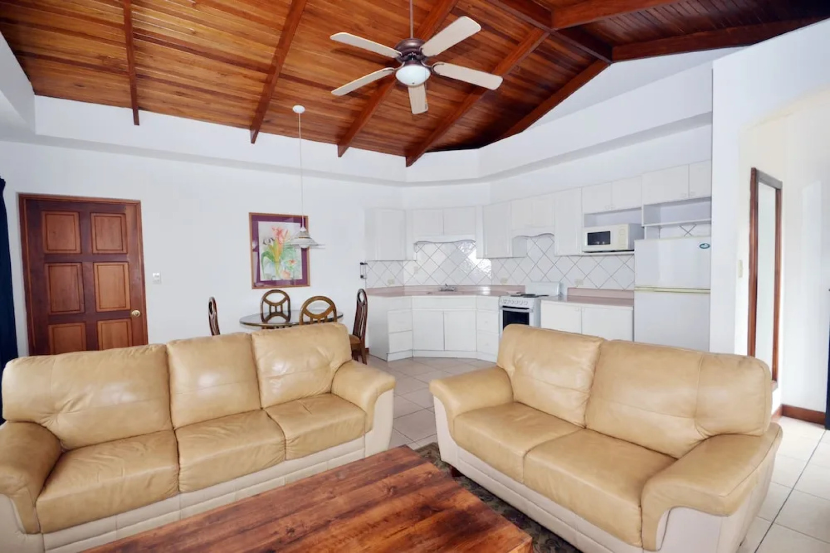 Casa Reflejos City View