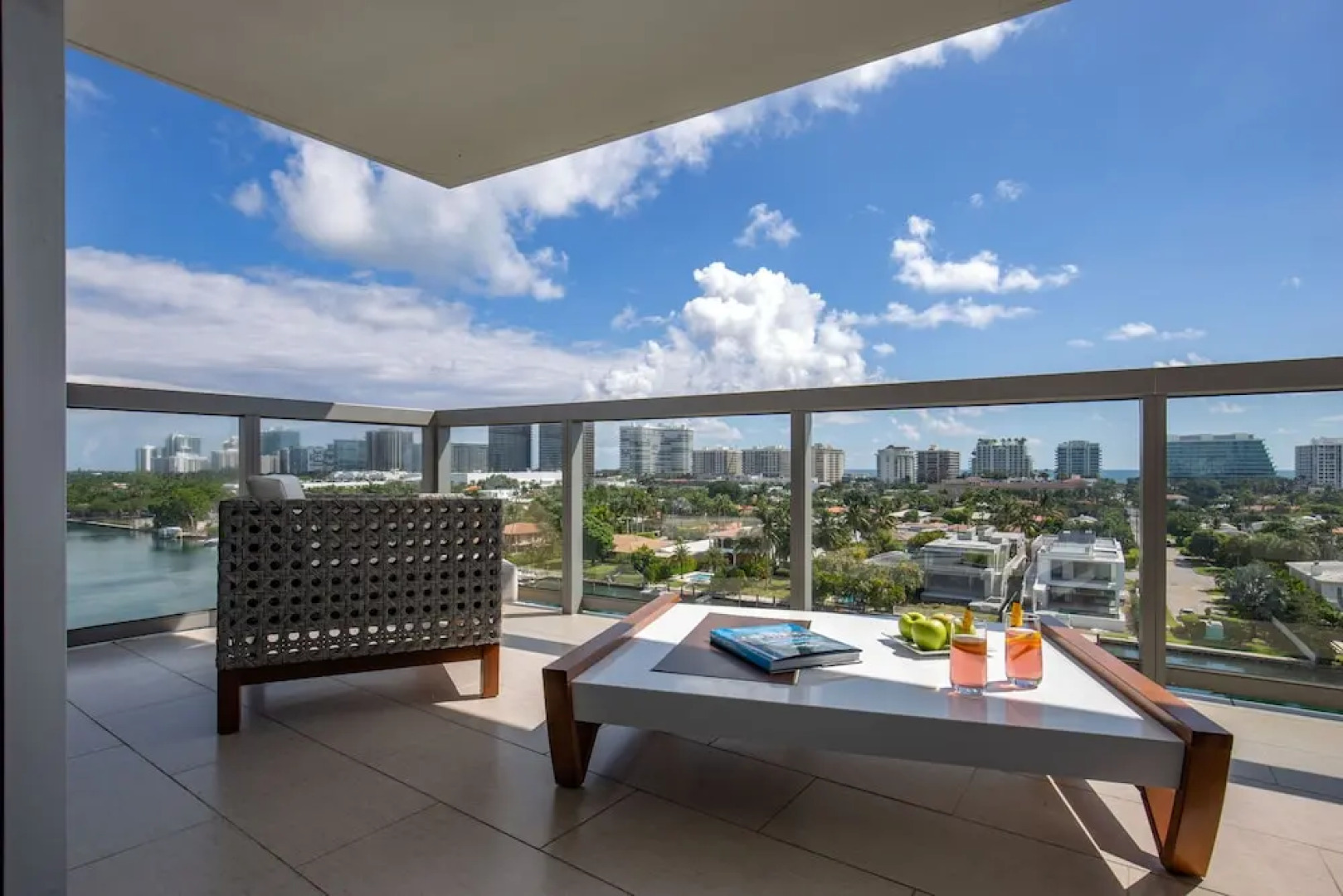 Acqua Bay Luxury Apartments