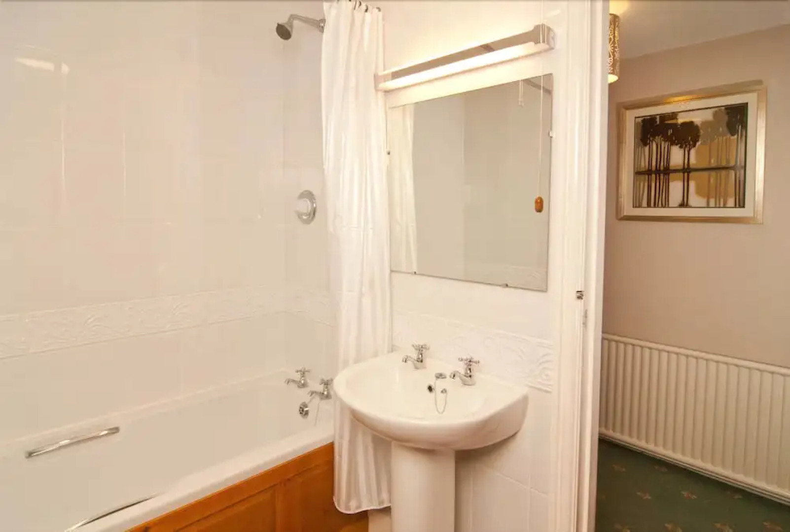 The Fat Lamb Country Inn and Nature Reserve