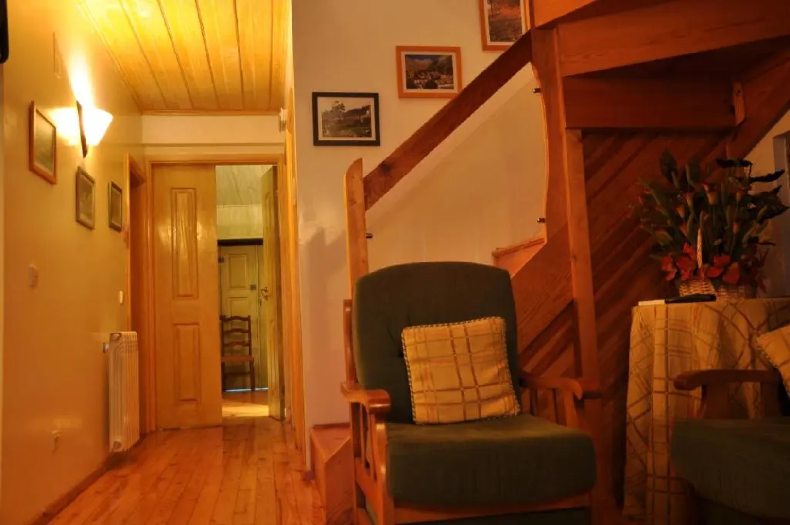 Casa do Meio da Vila