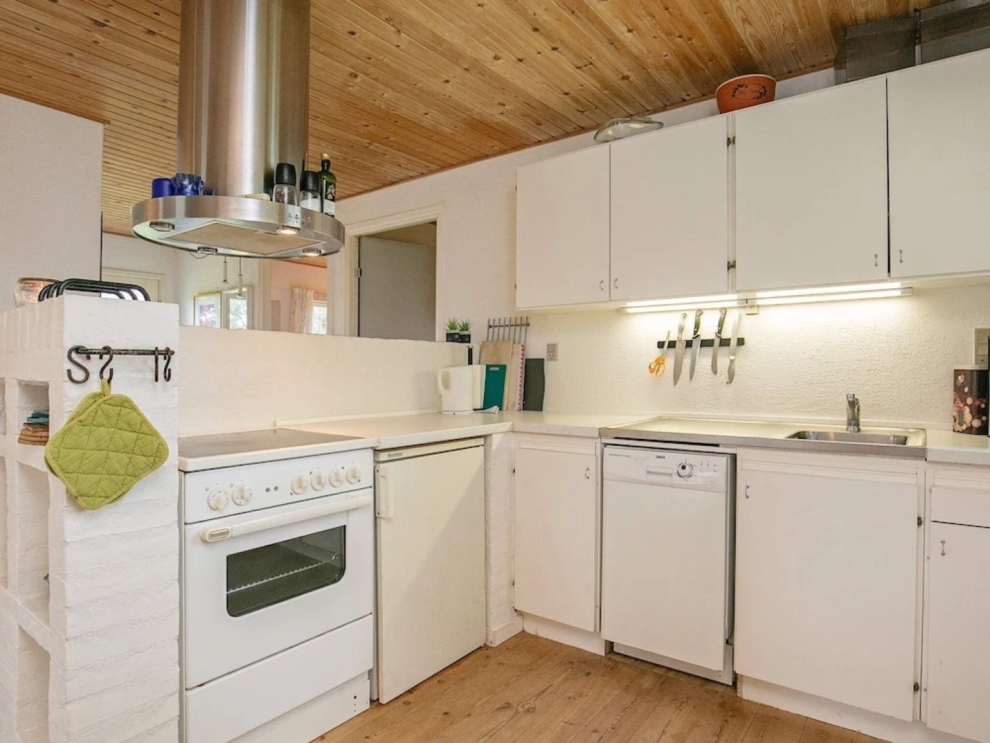 6 Person Holiday Home in Brovst