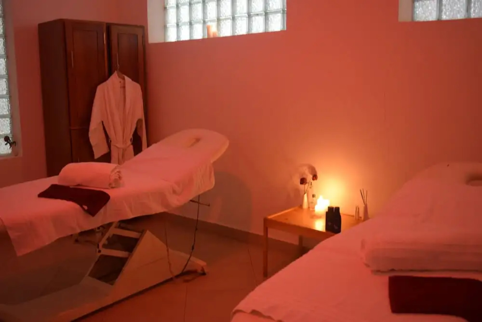 Greenpark Sundowner Hotel