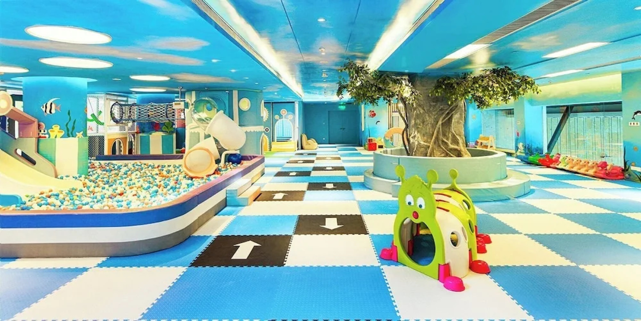 Crowne Plaza Hailing Island