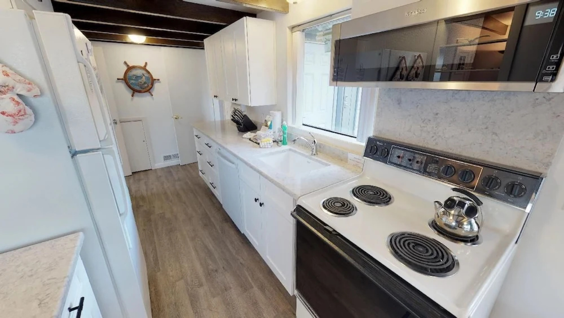 Woodley Beach House 2 Bedrooms 2 Bathrooms Home