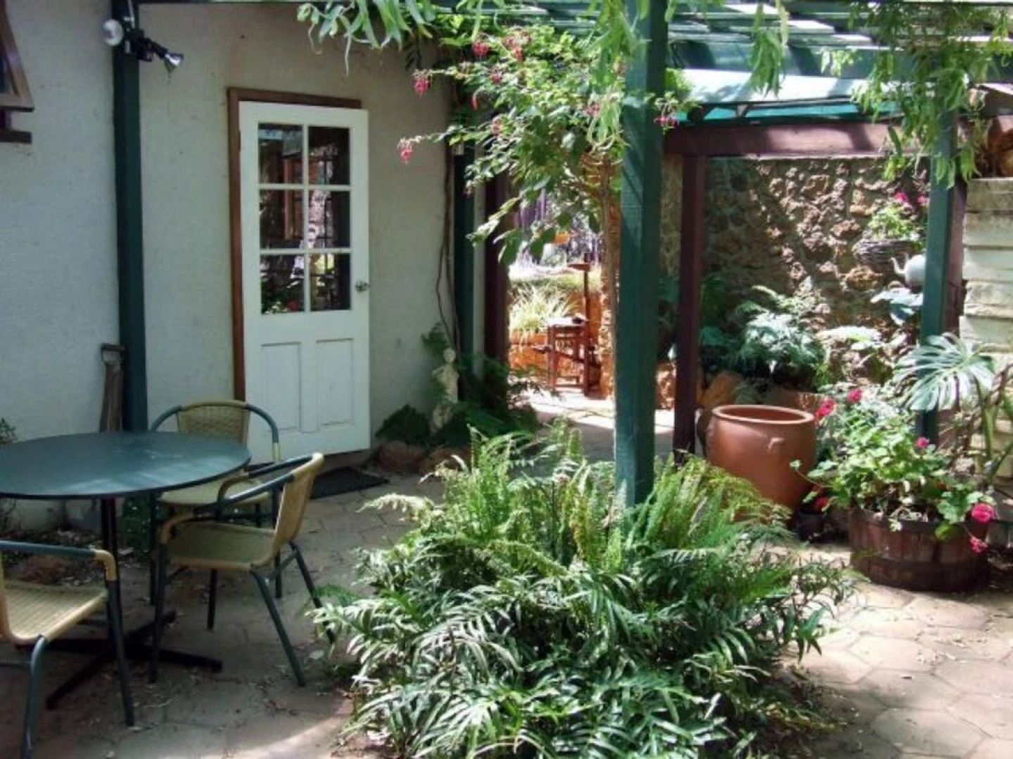 Porongurup Village Inn Cottages