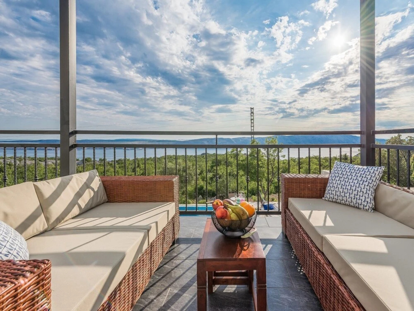 Beautiful Stone Villa With Private Infinity Pool and a Fascinating sea View